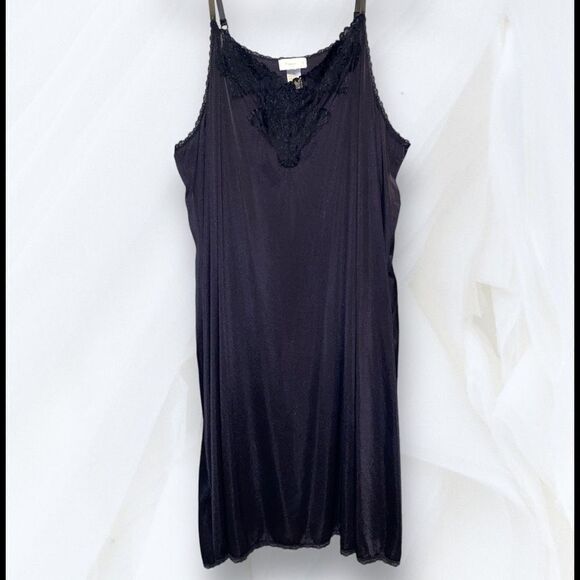 Vintage Comfort Choice Black Nylon Midi Slip - Picture 2 of 6